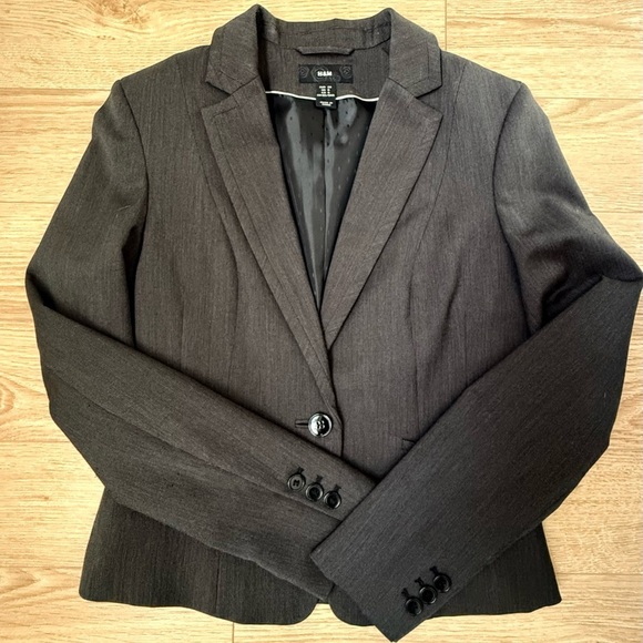 H&M Women's Gray Blazer - Picture 4 of 8